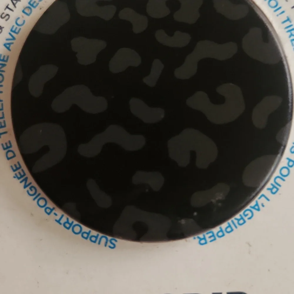 PopSockets Black Leopard  Print PopGrip